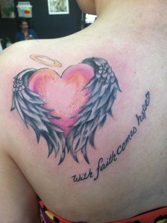 con corazon 3 - Tatuajes de alas