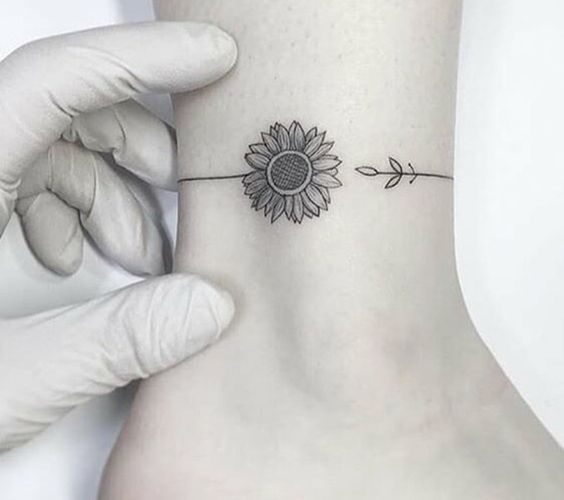 de chicas 11 - Tatuajes minimalistas