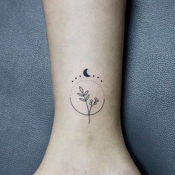 de chicas 3 - Tatuajes minimalistas