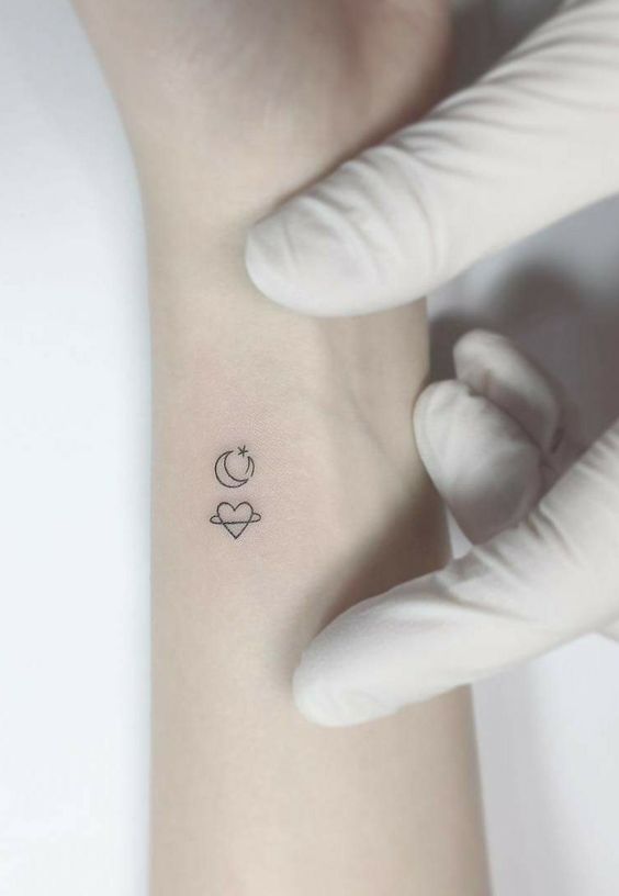 de chicas 6 - Tatuajes minimalistas