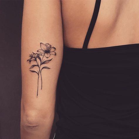 de mujer 2 - Tatuajes minimalistas