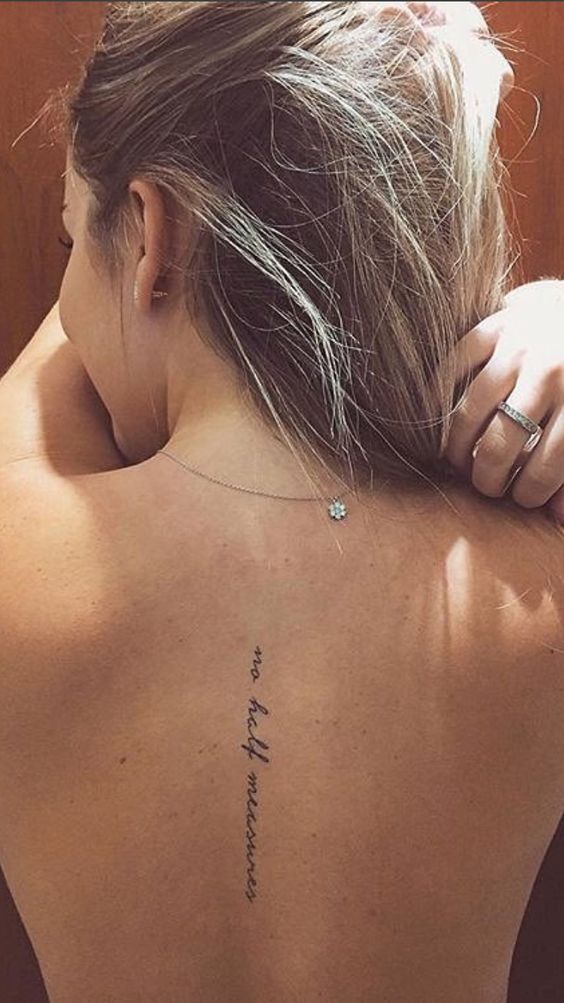 de mujer 5 - Tatuajes minimalistas