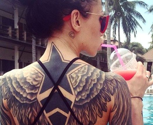 en la espalda 3 - Tatuajes de alas