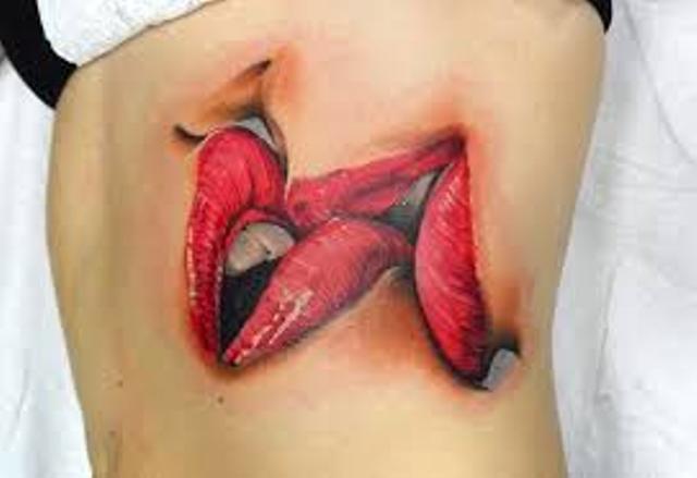 besos 13 - Tatuajes de labios