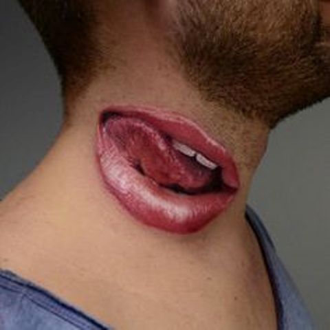 cuelloo 5 1 - Tatuajes de labios