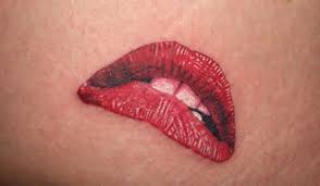 labios rojos rojos 5 - Tatuajes de labios
