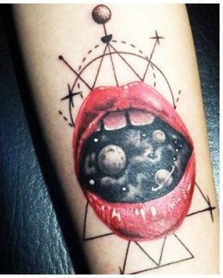 labios rojos rojos 6 - Tatuajes de labios