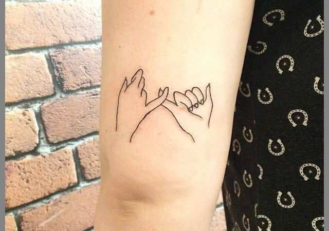 manos unidas 8 - tatuajes en la mano