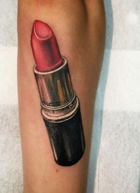 pintalabios 5 1 - Tatuajes de labios