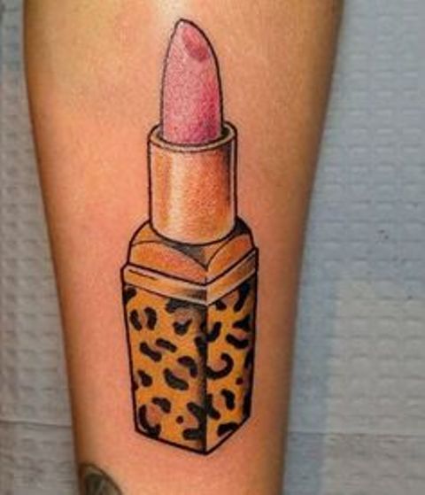 pintalabios 6 1 - Tatuajes de labios