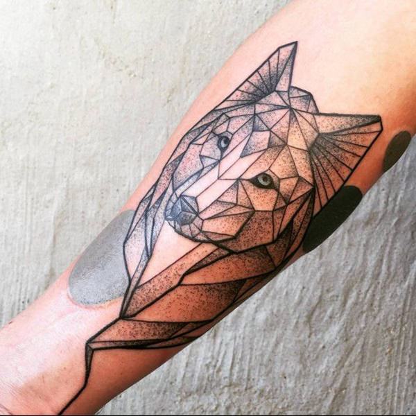 tatuajes lobo geométricos significado tattoo 8 - tatuajes de lobos