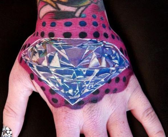 de diamantes realistas 1 - Tatuajes de diamantes