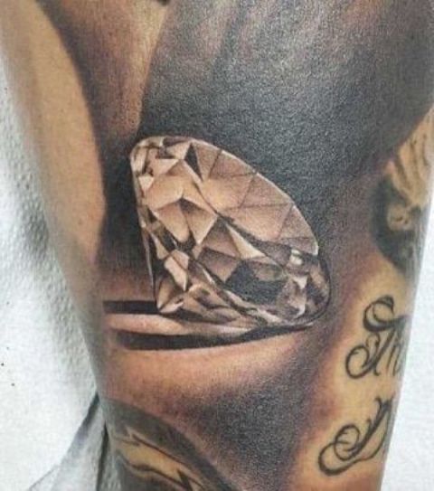 de diamantes realistas 2 - Tatuajes de diamantes