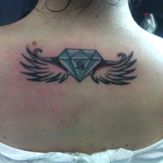 diamantes con alas - Tatuajes de diamantes