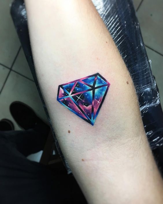 diamantes en el brazo 5 - Tatuajes de diamantes