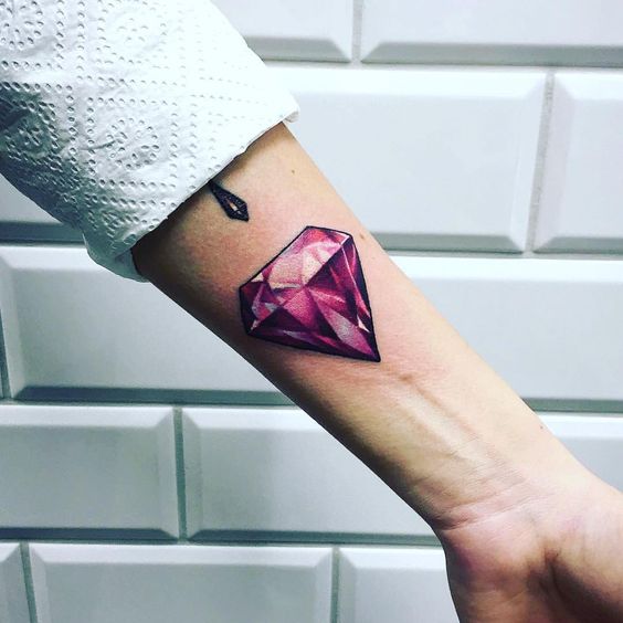 diamantes en el brazo 6 - Tatuajes de diamantes