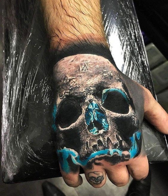 en la mano 8 - tatuajes en la mano