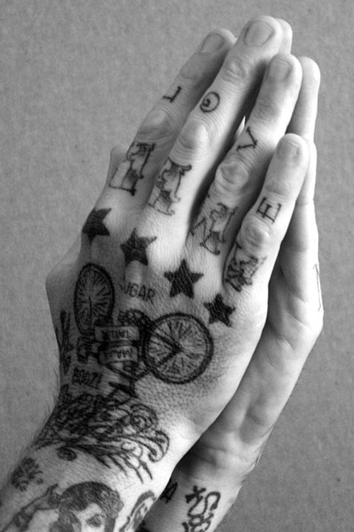 en la mano estrellas 7 - tatuajes en la mano