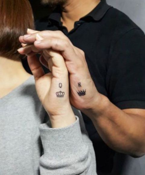 en la mano letras 6 - tatuajes en la mano