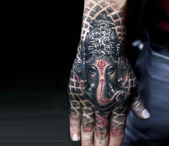en la mano y dedos 7 - tatuajes en la mano