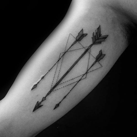 flechas con triangulos 3 - tatuajes para hombres