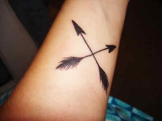 flechas cruzadas 6 - tatuajes de flechas