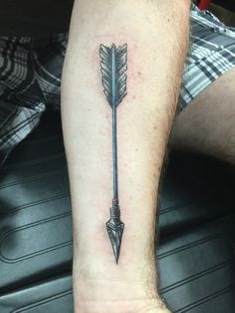flechas para hombres - tatuajes de flechas