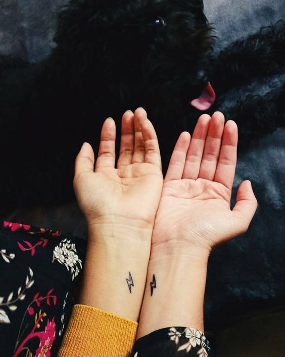 hermanas mujeres 1 - tatuajes para hermanas