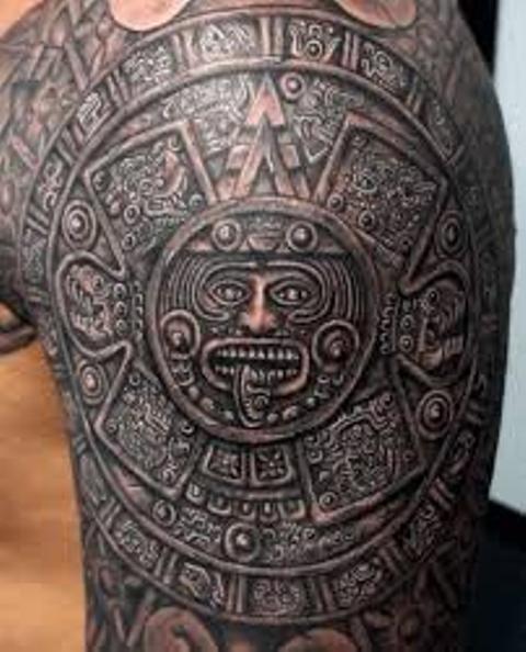 hombro azteca 2 - Tatuajes en el hombro