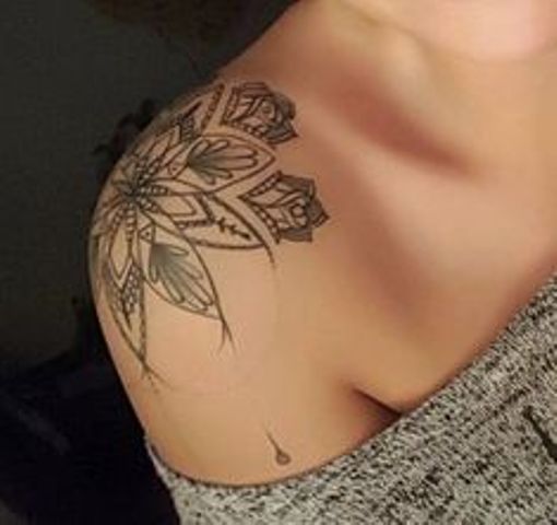 hombro para mujeres 3 - Tatuajes en el hombro