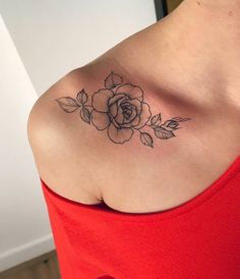 hombro para mujeres - Tatuajes en el hombro