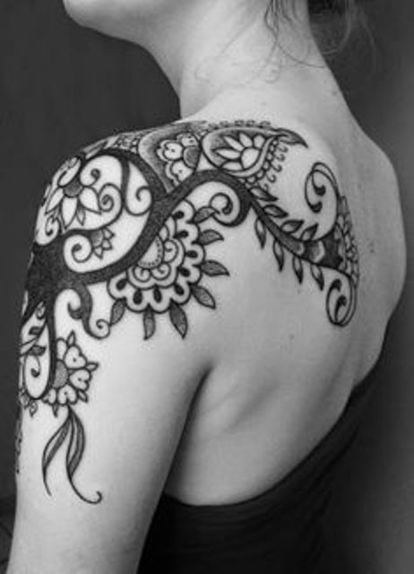 hombro y espalda 3 - Tatuajes en el hombro