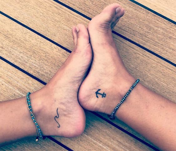 originales de hermanas 1 - Tatuajes de sol y luna