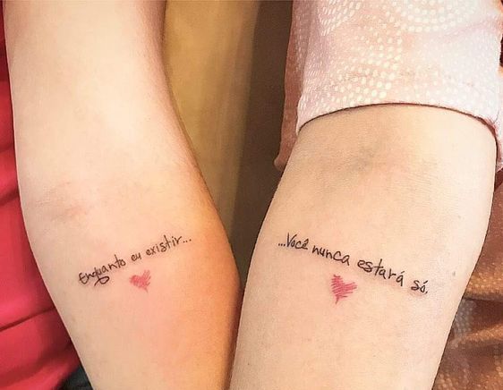 Featured image of post Los Mejores Tatuajes De Frases Para Parejas No hay restricciones en la elecci n de la parte del cuerpo que van a tatuarse