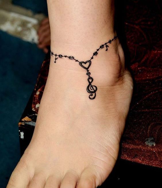 pulseras en el tobillo 4 - Tatuajes en el tobillo