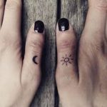 sol y luna para mujeres 1 - tatuajes de mándalas