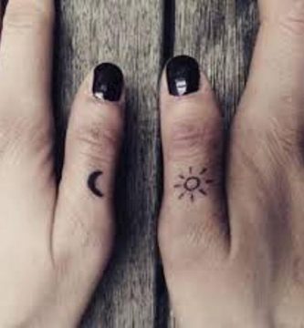sol y luna para mujeres 1 - tatuajes de corazones