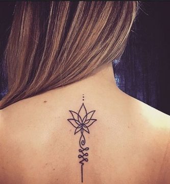 unalome con flor de lotto 5 - Tatuajes de linea de la vida