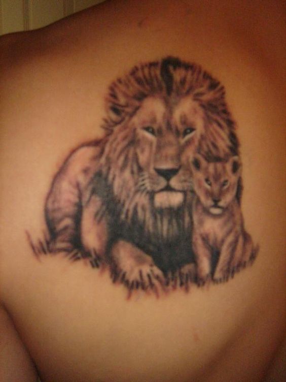 de leones 1 - tatuajes con significados de familia