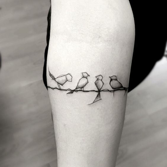 familia en la pierna 4 - tatuajes con significados de familia