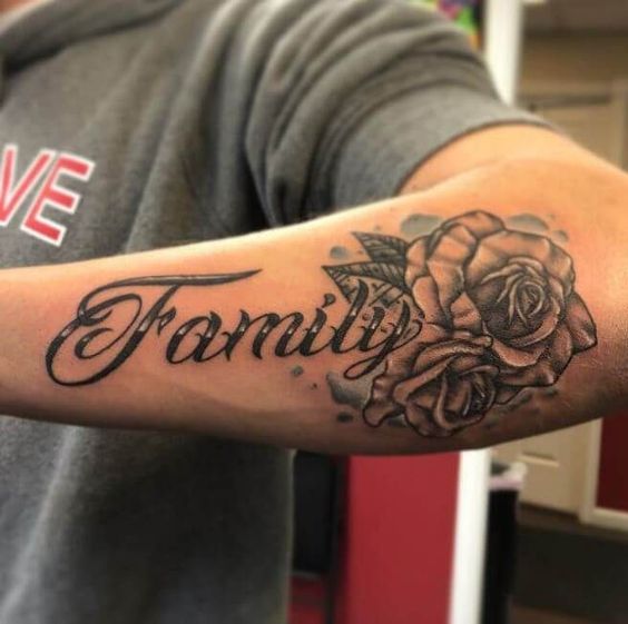 family o familia 2 - Tatuajes de Unalome