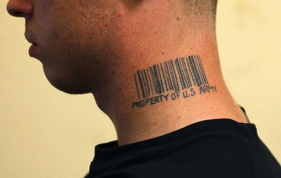 codigos de barra en el cuello 5 - tatuajes de código de barras