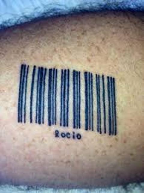 codigos de barras con nombres 5 - tatuajes de código de barras