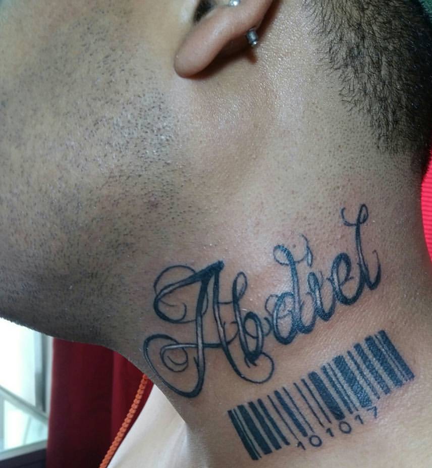 codigos de barras con nombres 6 - tatuajes para hombres