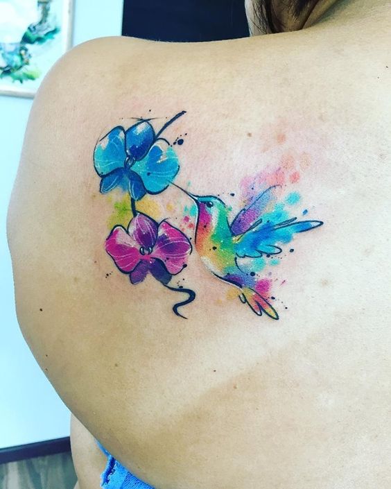 colibri con flores 6 - tatuajes de colibrí