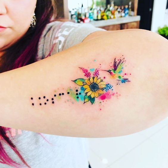 colibri mujeres 1 - tatuajes de colibrí