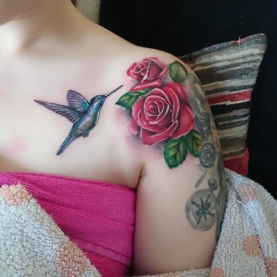 colibri mujeres 3 - tatuajes de colibrí