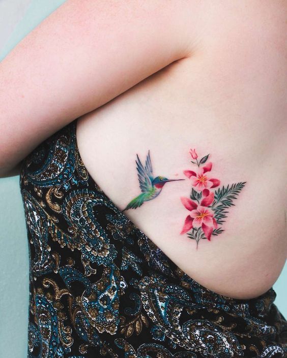 colibri mujeres 5 - tatuajes de colibrí