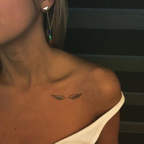 84 Ideas para Tatuajes en la Clavícula y Significados - Tatuajes Geniales pequeños en la clavicula 5 - tatuajes en la clavícula