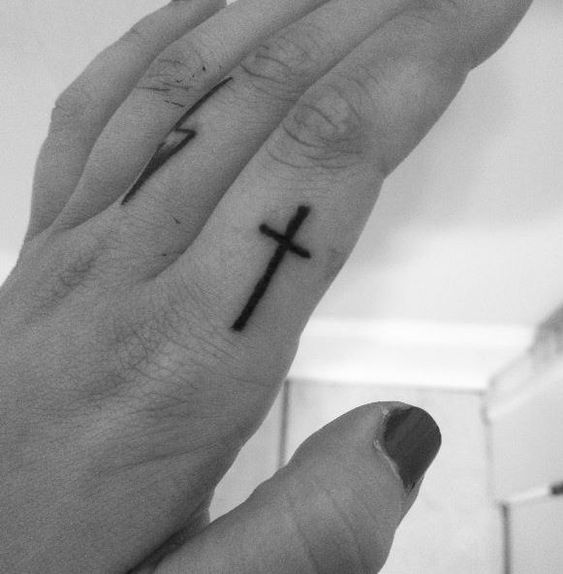 religiosos pequeños 5 - tatuajes religiosos